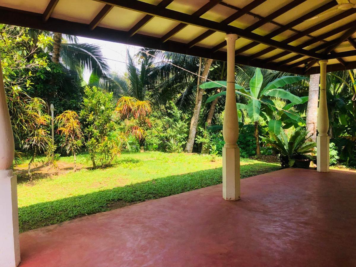 Jungle View Guesthouse Unawatuna Bagian luar foto