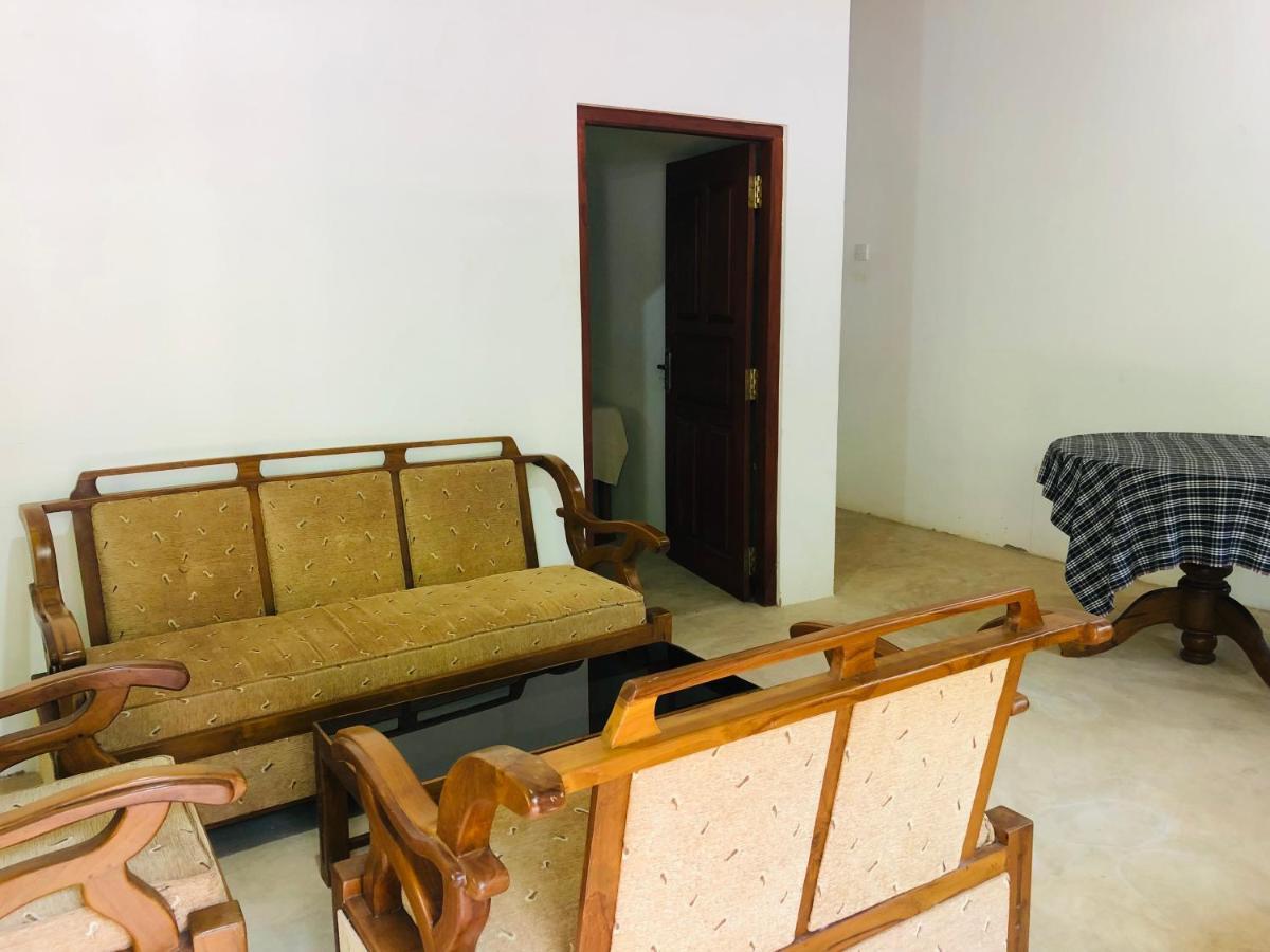 Jungle View Guesthouse Unawatuna Bagian luar foto
