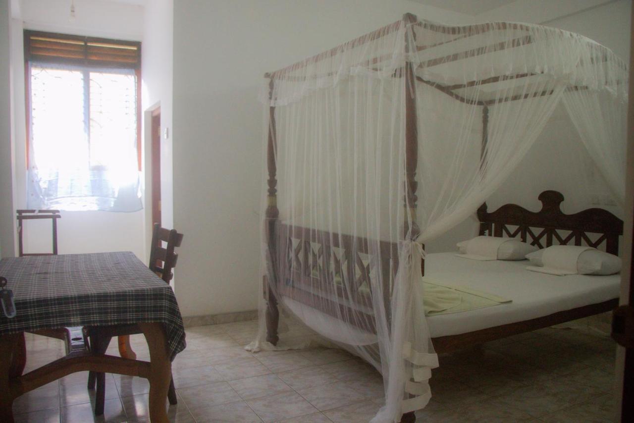 Jungle View Guesthouse Unawatuna Bagian luar foto